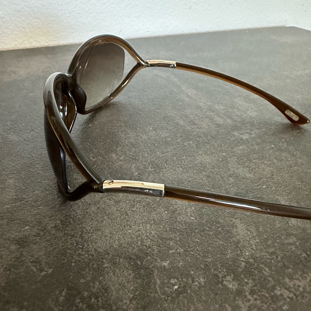 Tom Ford Women’s Brown Whitney Sunglasses - Picture 2 of 9